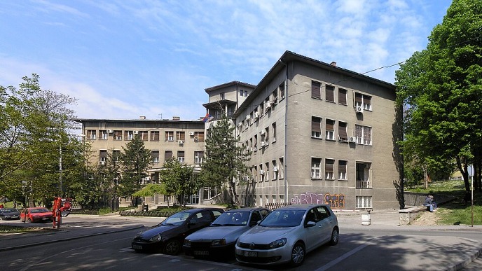 Izborno veće ispred Dekanata